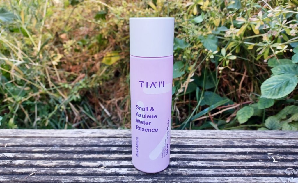 Review: Tiam Snail & Azulene Water Essence – Soothing Hydration in a&nbsp;Bottle